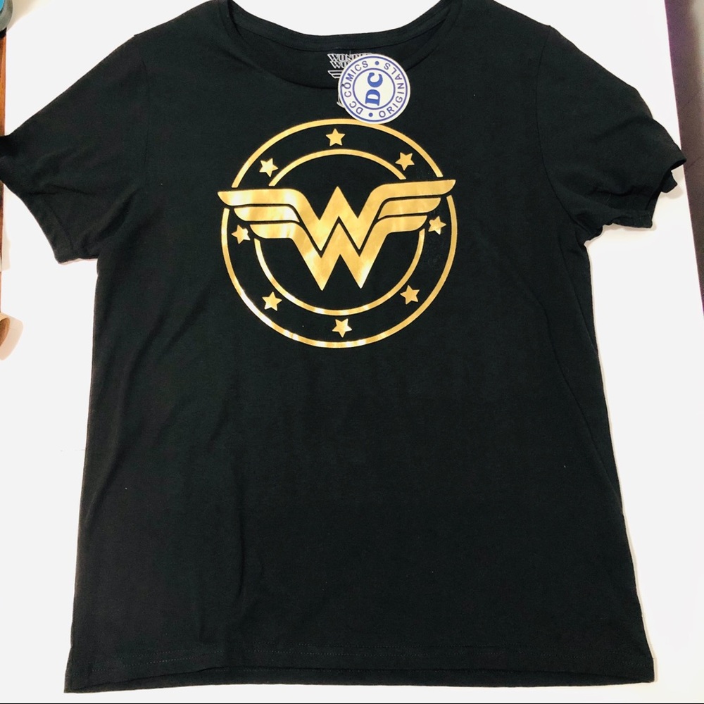 Wonder Woman Tshirt XL